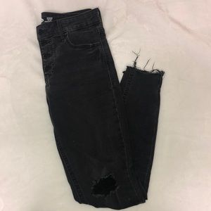 Black Old Navy Rockstar Jeans